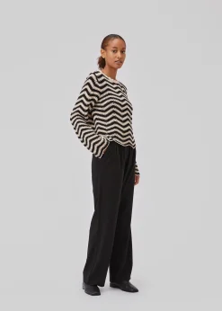 Modström CaryMD o-neck - Summer Sand Black< Strik & Bluser