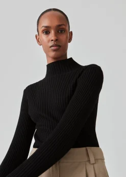 Modström CateMD t-neck -< Strik & Bluser