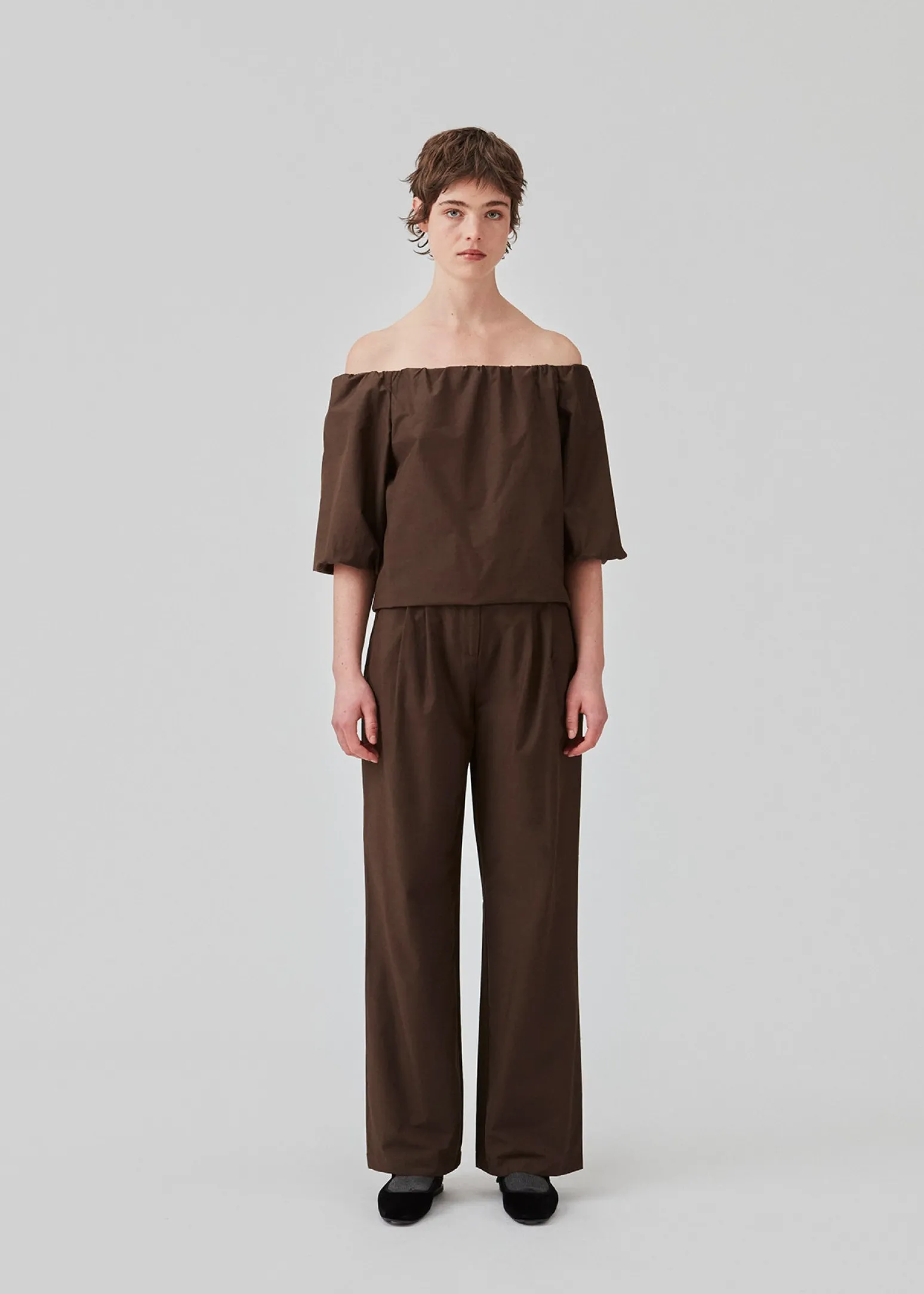 Modström FernandoMD top - Dark Coffee< Toppe