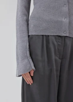 Modström HirokiMD cardigan - Grey Melange< Strik & Bluser
