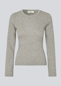 Modström HirokiMD o-neck - Grey Melange< Strik & Bluser