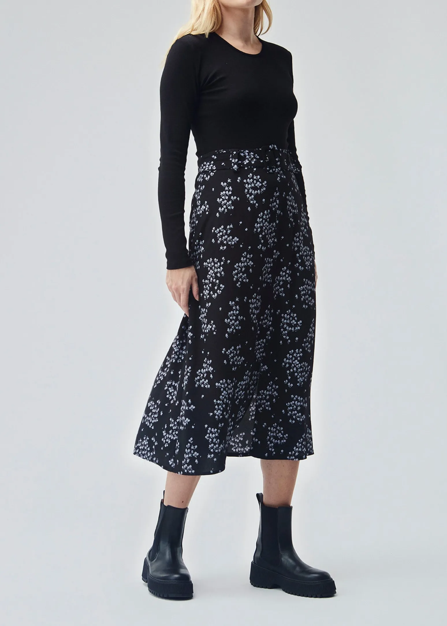 Modström HunchMD long print skirt - Flower Pond< Nederdele