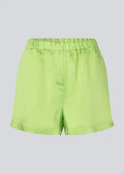 Modström IolaMD shorts - Sharp Green< Shorts