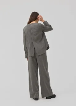 Modström KemmaMD top - Grey Pinstripe< Toppe