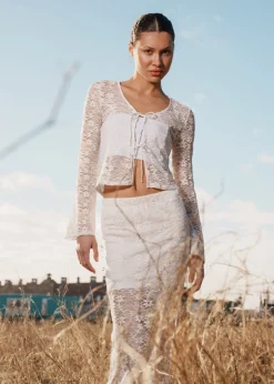 Modström TildeMD ls lace top - Soft White< Toppe